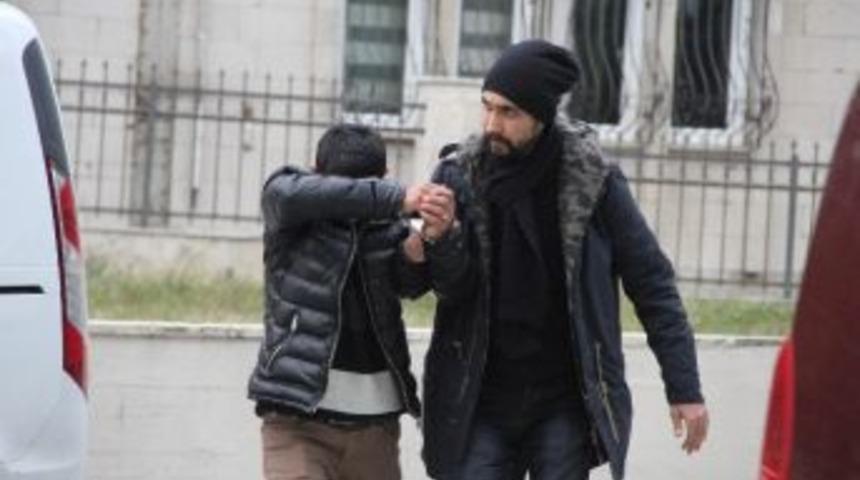 Evden Eşya Hırsızlığı Ş&uuml;phelisi Adliyeye Sevk Edildi