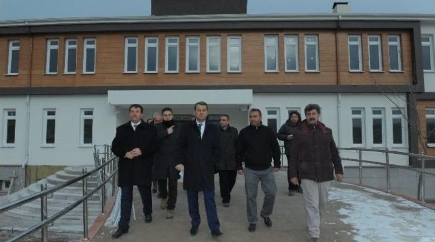 Vali &Ccedil;elik Eğitim Yatırımlarını Yerinde İnceledi
