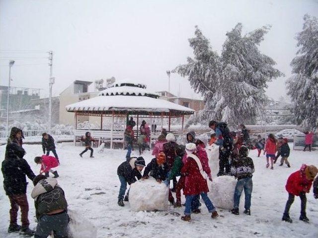 Hatay’ın Hassa İlçesinde 28 Köy Okulu Tatil Edildi