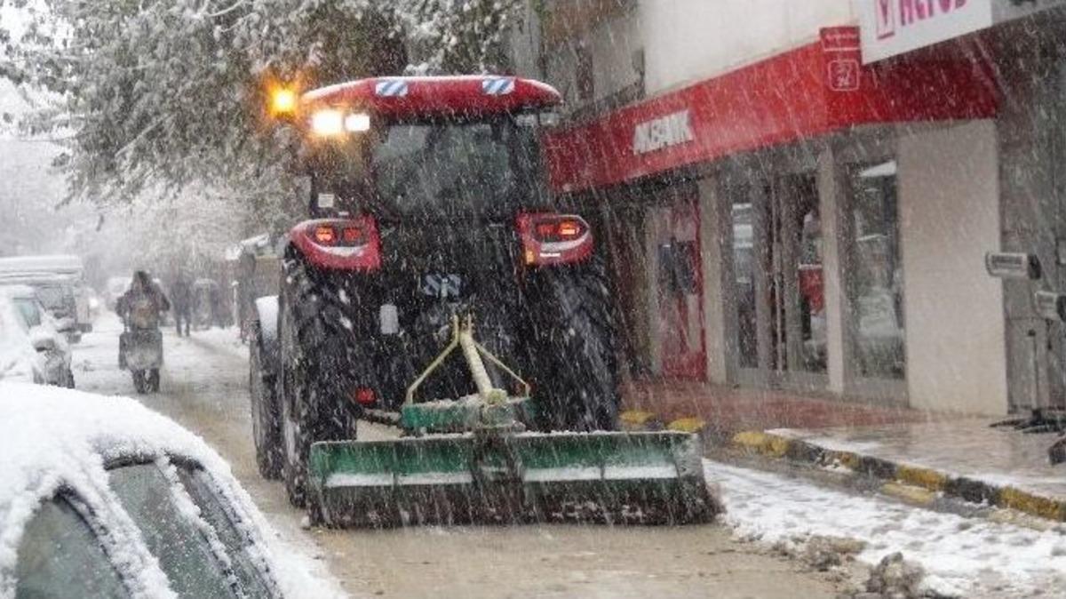 Kar Yağışı İslahiye&rsquo;yi Olumsuz Etkiledi