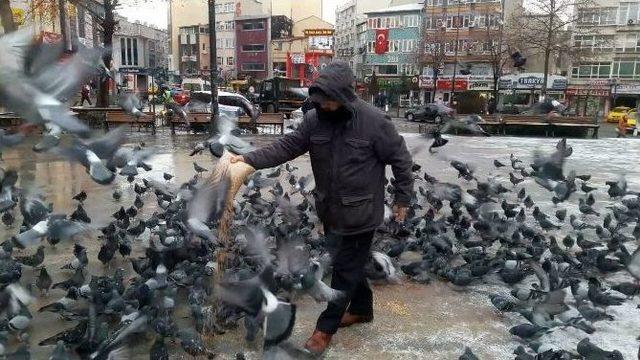 Çorlu’ya Mevsimin İlk Karı Düştü