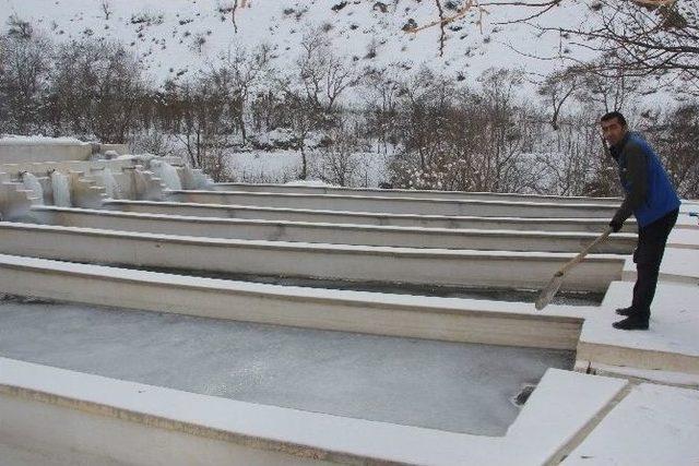 Hakkari Buz Tuttu 2