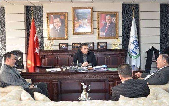 &Ccedil;evre Ve Şehircilik İl M&uuml;d&uuml;r&uuml; Bolat&rsquo;tan Başkan Bakıcı&rsquo;ya Ziyaret 1