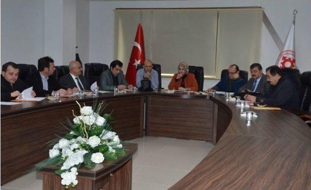 Mesleki Eğitim Eğilimini Belirleme &Ccedil;alıştayı &Ouml;ncesi Hazırlık Ve İstişare Toplantısı 1
