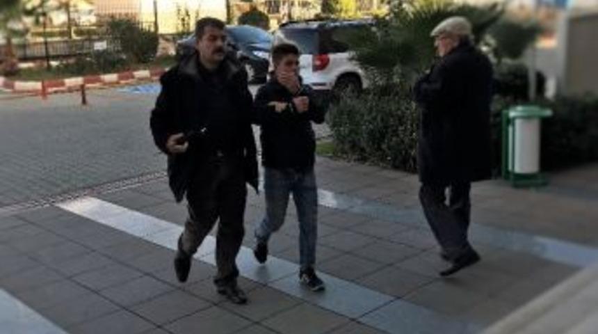 &Ccedil;aldığı Motosikleti Sahibine Satarken Yakalandı