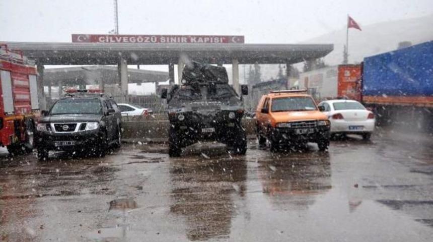 Suriye&rsquo;Ye Yardım Tır&rsquo;Larının &Ccedil;ıkış Devam Ediyor