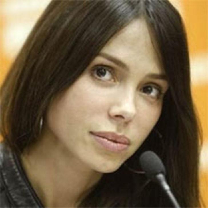 'Sevişirken Beni D&ouml;v&uuml;yordu'