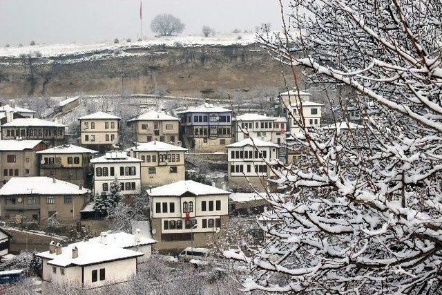 Kar, Karabük’te Yerini Güneşe Bıraktı