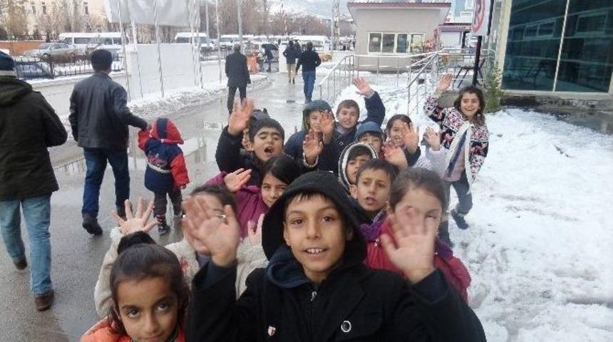 Tegv&rsquo;li &Ouml;ğrencilerden Hastane Ziyareti