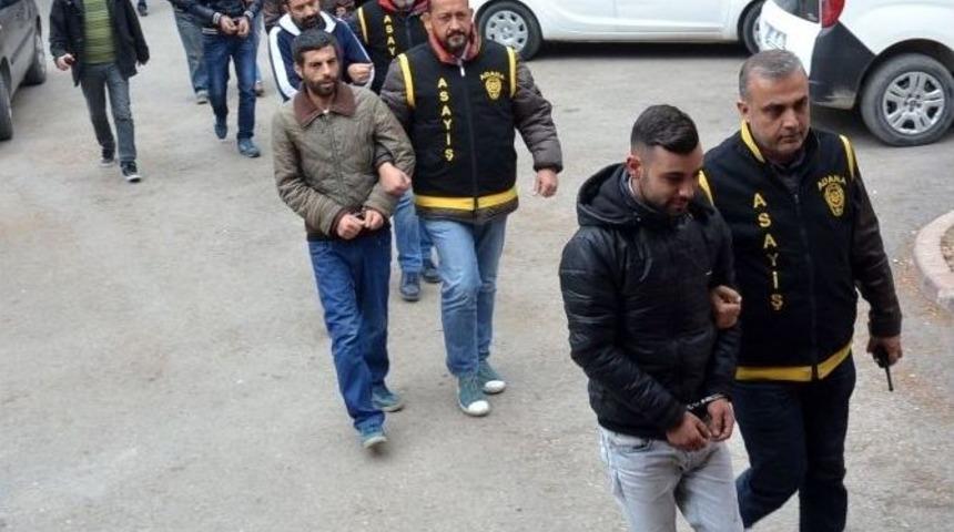 H&uuml;k&uuml;ml&uuml;den Gazetecilere "&ccedil;ekin Bizi Etiket Edin Adana&rsquo;ya" &Ccedil;ıkışı