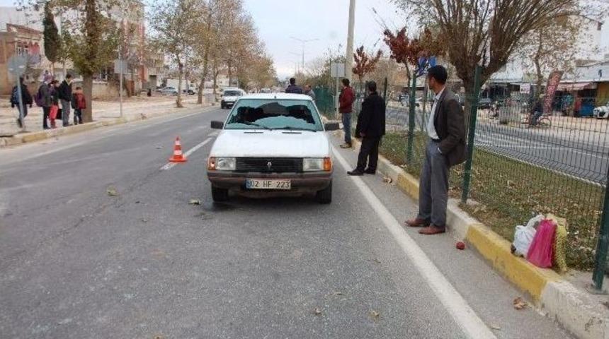 Otomobil Yayaya &Ccedil;arptı