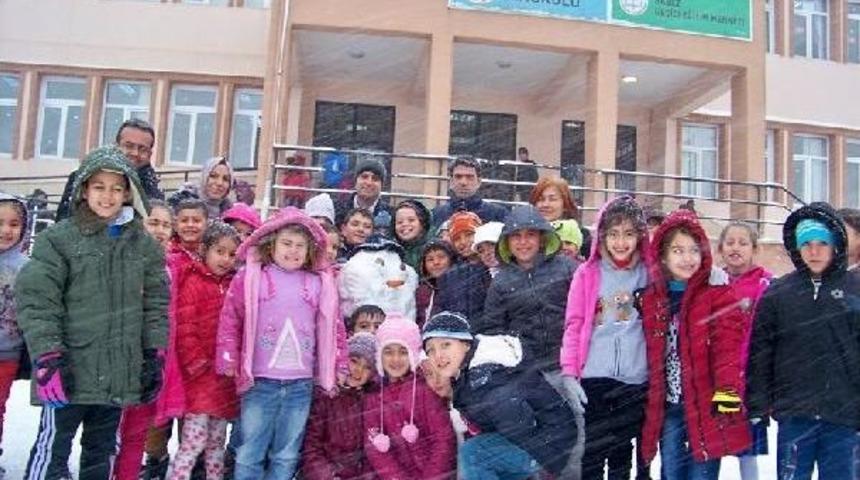 Hatay'da 4 Il&ccedil;ede Okullara Kar Tatili