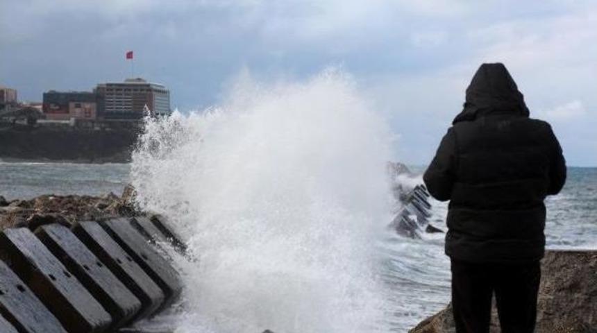 Zonguldak'ta Dev Dalgalar