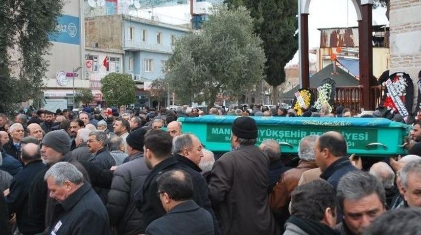 Eski Başkan Hayatını Kaybetti