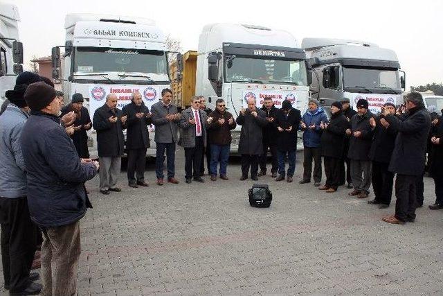 Halepliler İçin Toplanan 4 Tır Un, Yola Çıktı