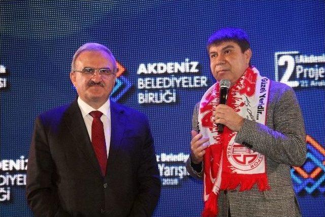 En İyi Belediye Projeleri Ödüllendirildi