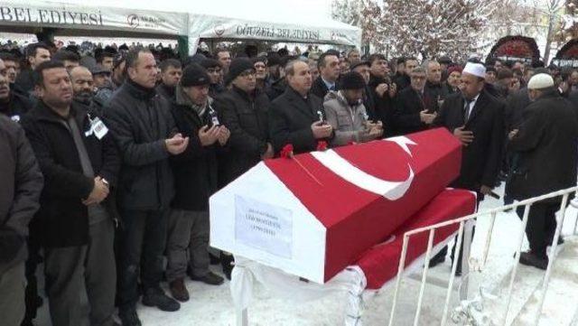 Şehit Polis, Gaziantep'te Gözyaşlarıyla Uğurlandı (2)