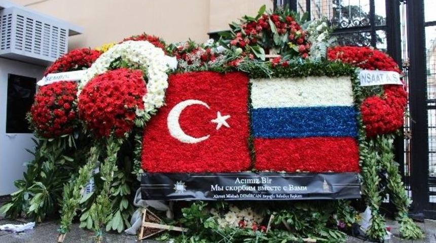 Chp İstanbul İl Y&ouml;netiminden Rus Konsolosluğuna Taziye Ziyareti