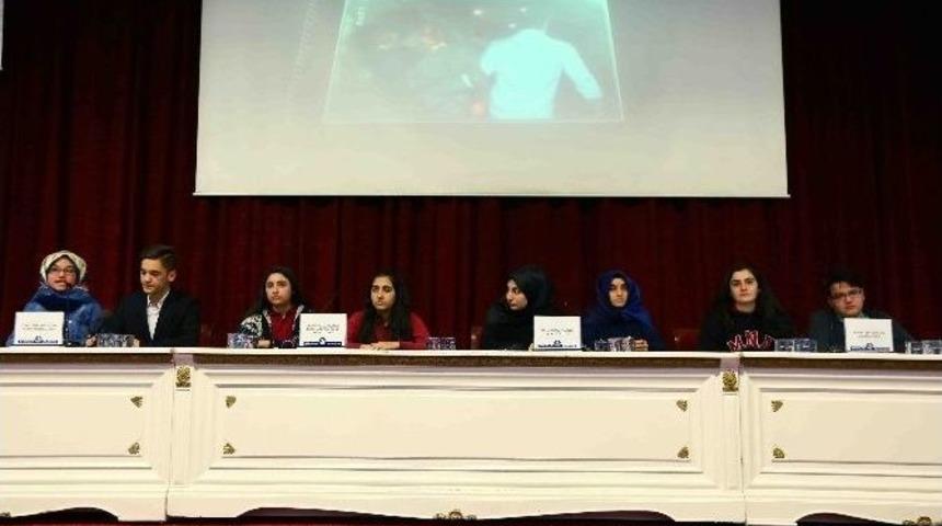 Gen&ccedil;ler, 15&rsquo;inci Gen&ccedil;lik Şurası&rsquo;nda Konuştu