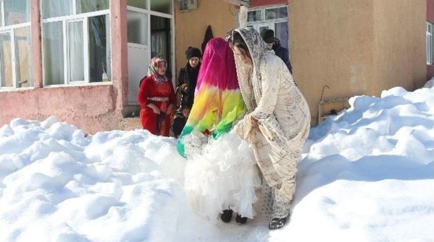 Sevik &Ccedil;iftinin Aşkı Kara Kışı Dinlemedi