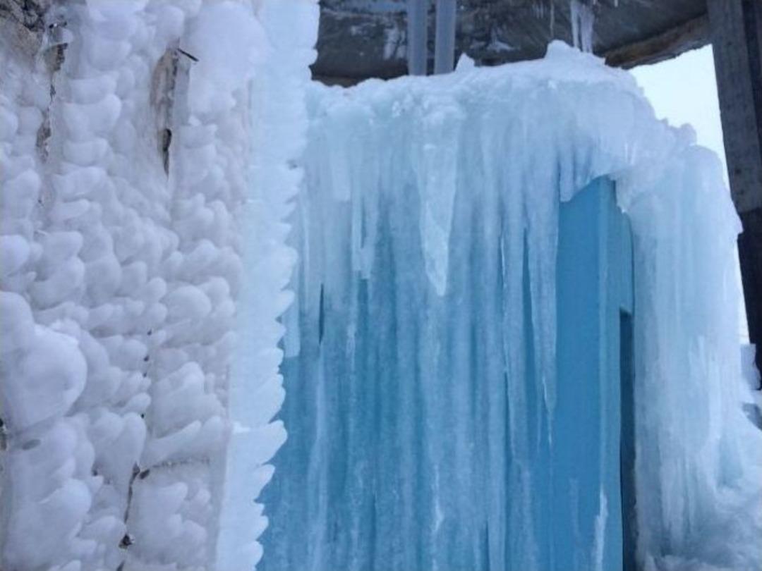 Van&rsquo;da Su Deposu Buz Tuttu