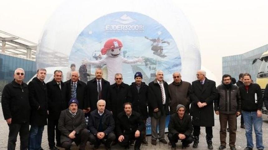 Erzurum Büyükşehir Belediyesi’nin Turizm Tırı Bursa’da