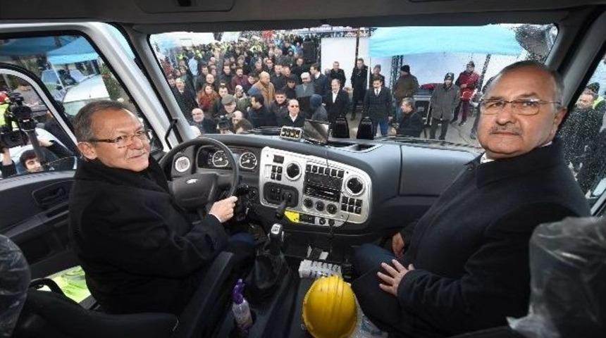 Baski&rsquo;ye 15 Milyon Liralık Ara&ccedil; Ve İş Makinesi