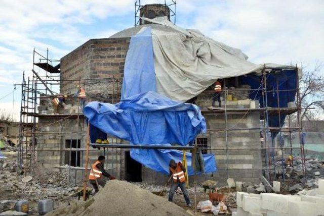 Sur'da Çatışmalardan Zarar Gören 14 Tarihi Eser Onarılıyor