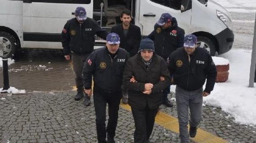 İneg&ouml;l&rsquo;De T&uuml;rk Telekom Eski M&uuml;d&uuml;r&uuml;ne Fet&ouml; G&ouml;zaltısı