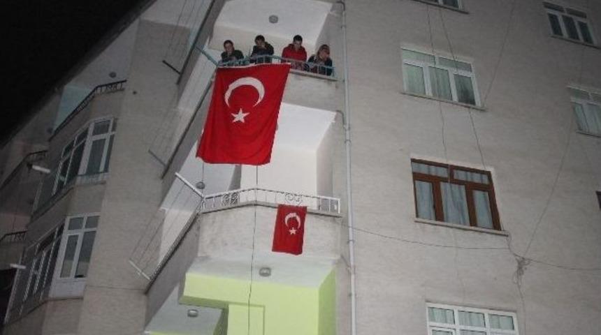 Şehit Ateşi Elazığ&rsquo;a D&uuml;şt&uuml;