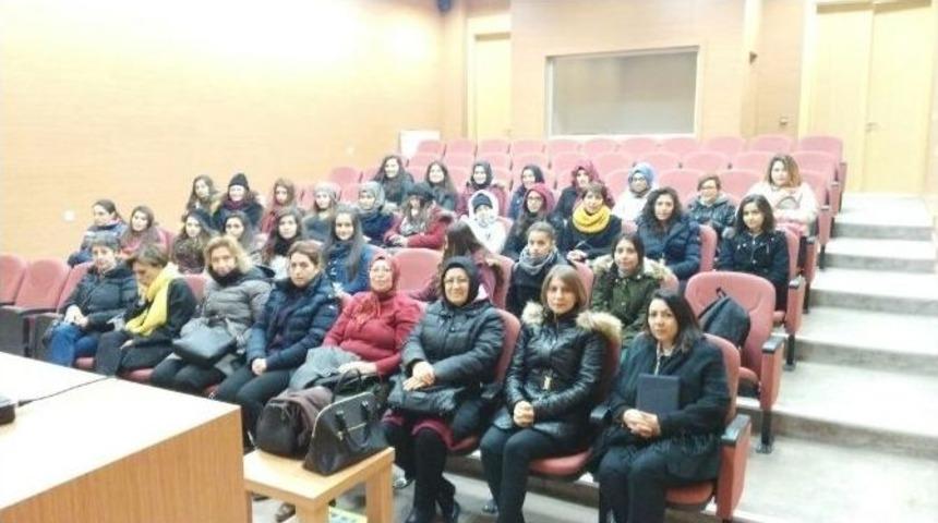 Kadın Girişimciler &Ouml;ğrencileri İş D&uuml;nyası İle Buluşturuyor