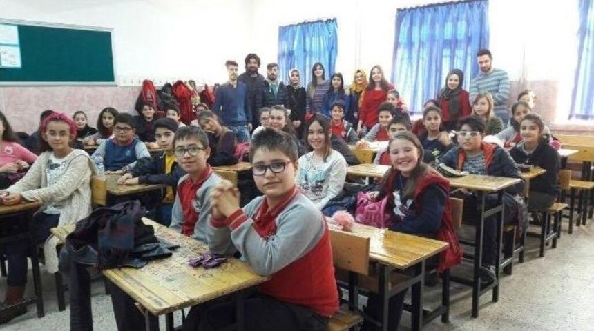 &Uuml;niversite &Ouml;ğrencilerinden Aramızda Engel Yok Projesi