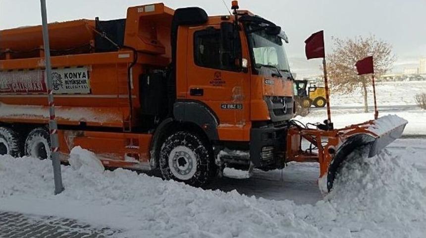 B&uuml;y&uuml;kşehir Kar Ve Buzlanmaya Karşı G&ouml;rev Başında