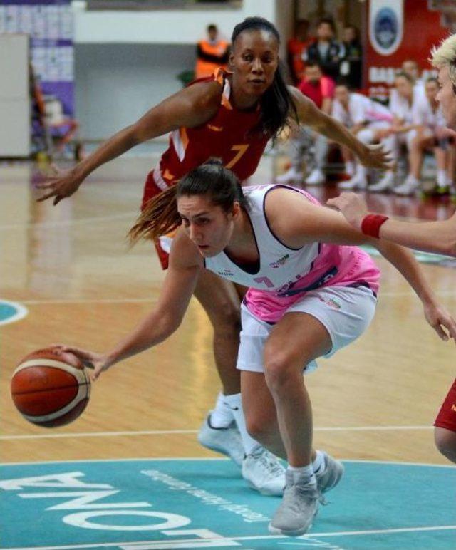 Bellona Agü Spor - Galatasaray: 60 - 56