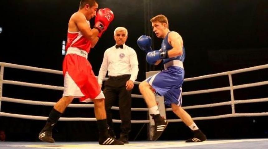 T&uuml;rkiye Boks Şampiyonası S&uuml;r&uuml;yor