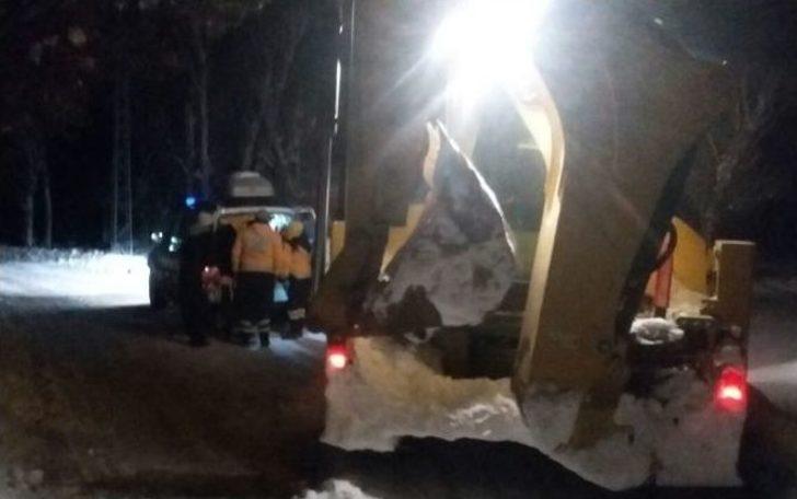 Kardan Kapanan Yolları Açıp Hastaları Hastaneye Ulaştırıyorlar G1