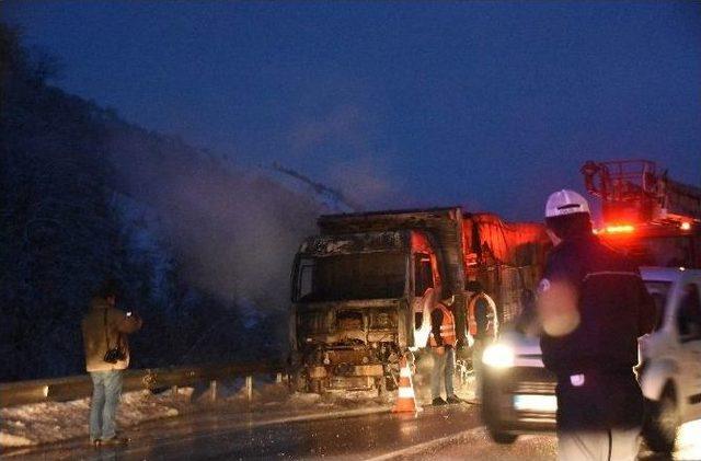 Sinop’ta Tır Yangını