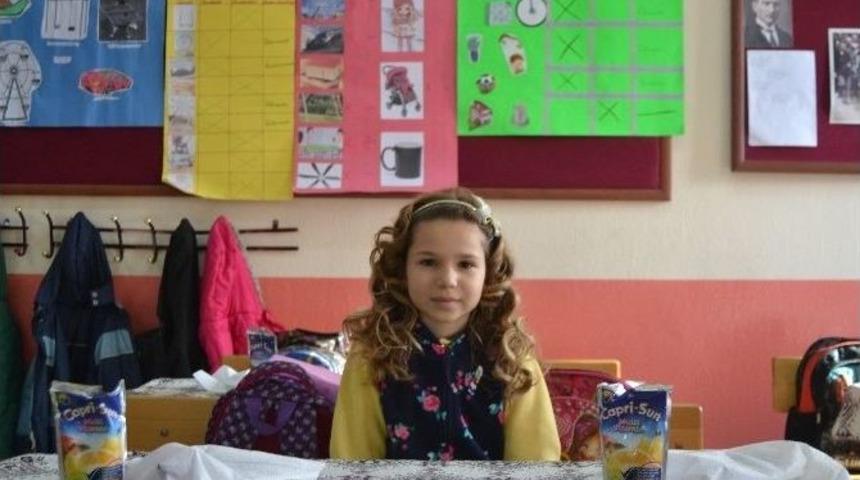 Kendisi K&uuml;&ccedil;&uuml;k Y&uuml;reği B&uuml;y&uuml;k