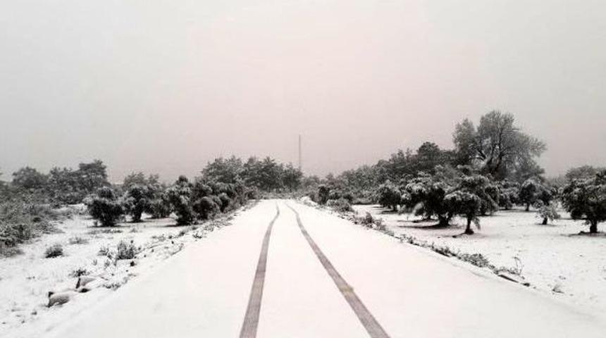 &nbsp;Antalya'da Kar S&uuml;rprizi (1)