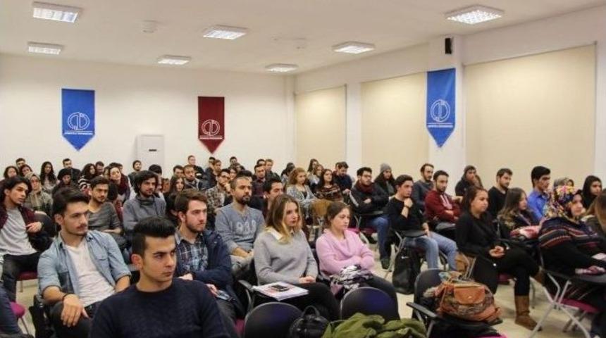 Sosyal Medya Kul&uuml;b&uuml; Yeni Etkinliğini Tanıttı