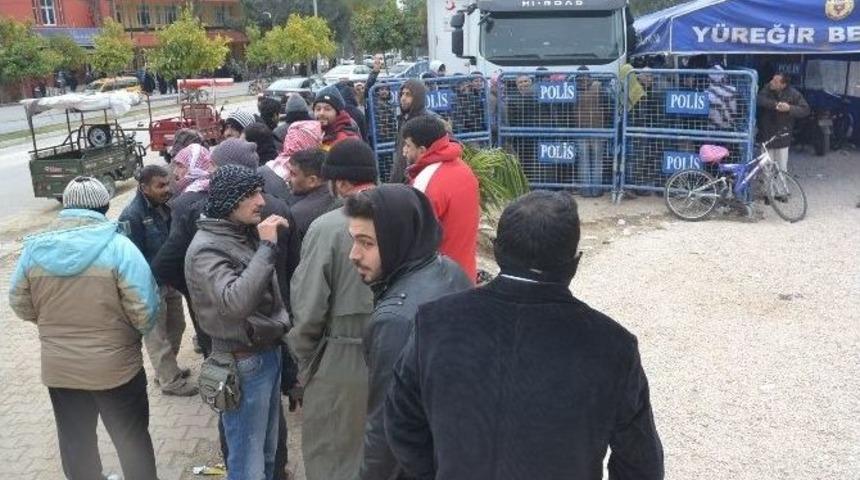 Suriyelilerin Kimlik &Ccedil;ilesi