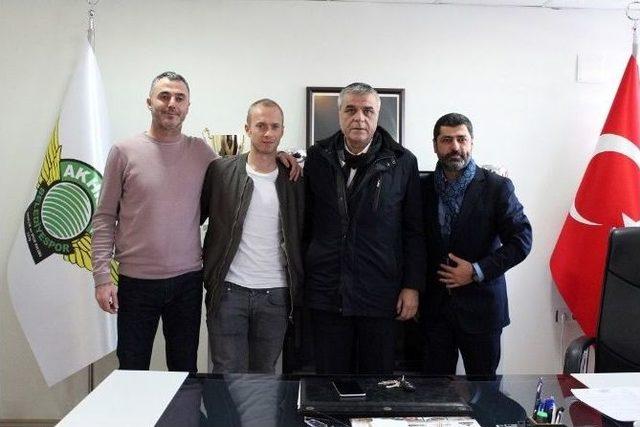 Akhisar Belediyespor Daniel Larsson’u Transfer Etti