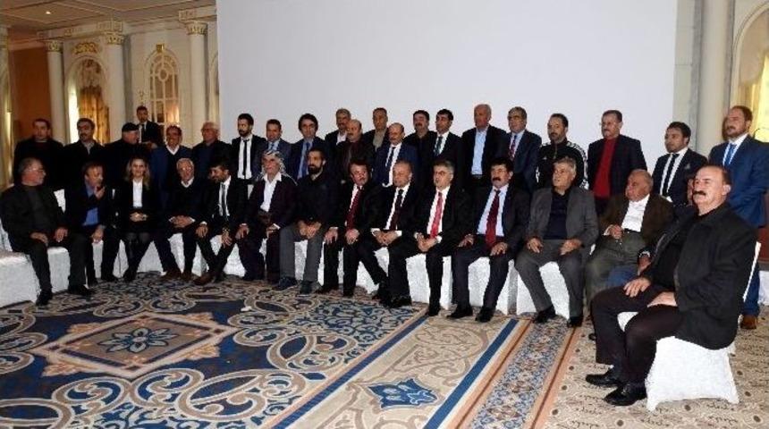 Aşiret Temsilcilerinden Ter&ouml;re Lanet