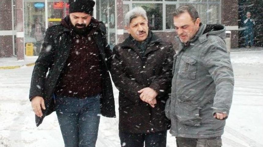 &rsquo;bylock&rsquo;cu &Ouml;ğretmenlere Fet&ouml; Operasyonu: 6 G&ouml;zaltı