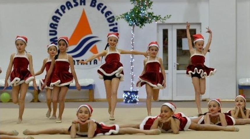 Muratpaşa&rsquo;nın Cimnastik&ccedil;ileri&rsquo;nden Yıl Sonu G&ouml;sterisi