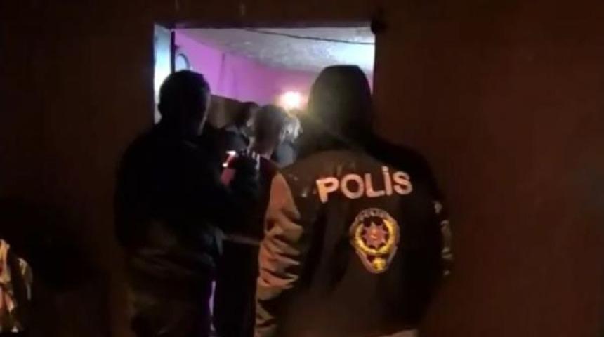 Sakarya'da Polisin Asayiş Operasyonu: 20 G&ouml;zaltı