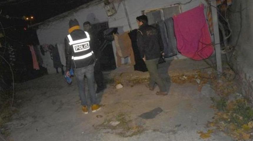 İzmir'de Pkk Operasyonu; 10 G&ouml;zaltı