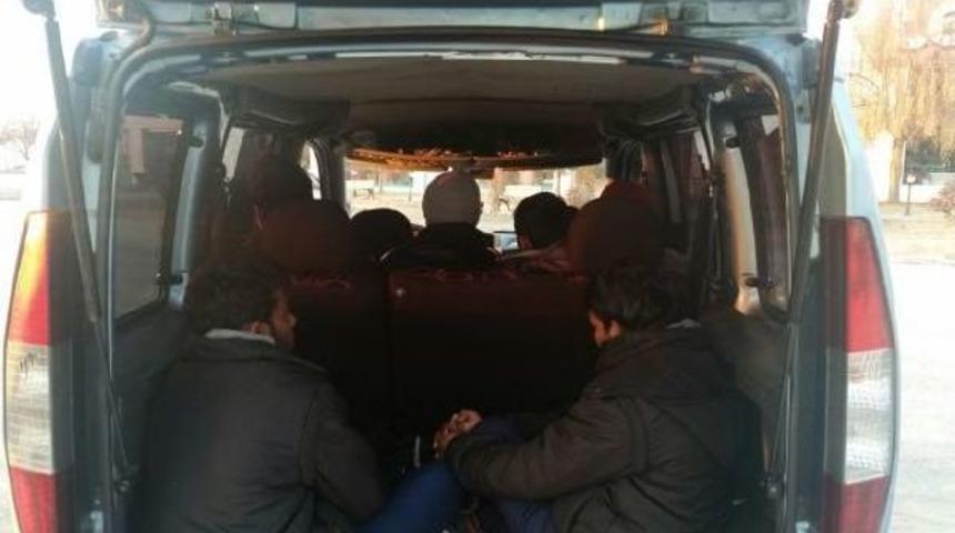 Keşan&rsquo;Da 6 Ka&ccedil;ak Yakalandı, 1 Organizat&ouml;r Tutuklandı