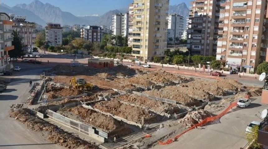 Konyaaltı &Ouml;ğretmenevleri&rsquo;ne Kapalı Pazar