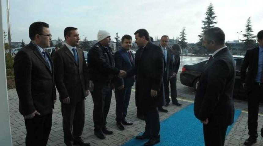 Vali Çelik, Emniyet Müdürü Dinç’i Ziyaret Etti